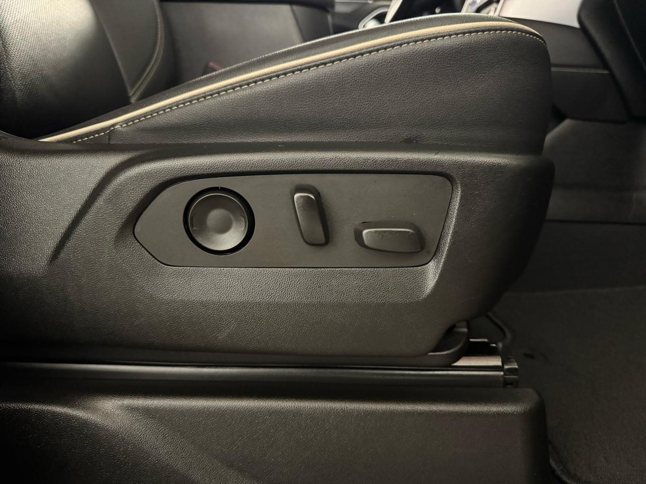 GMC Yukon XL SLT 4WD 2022