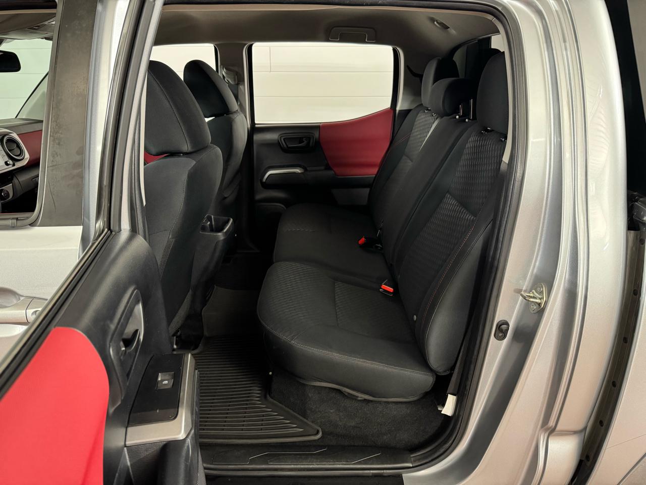 Toyota Tacoma SR5 Double Cab 4X4 V6 2022