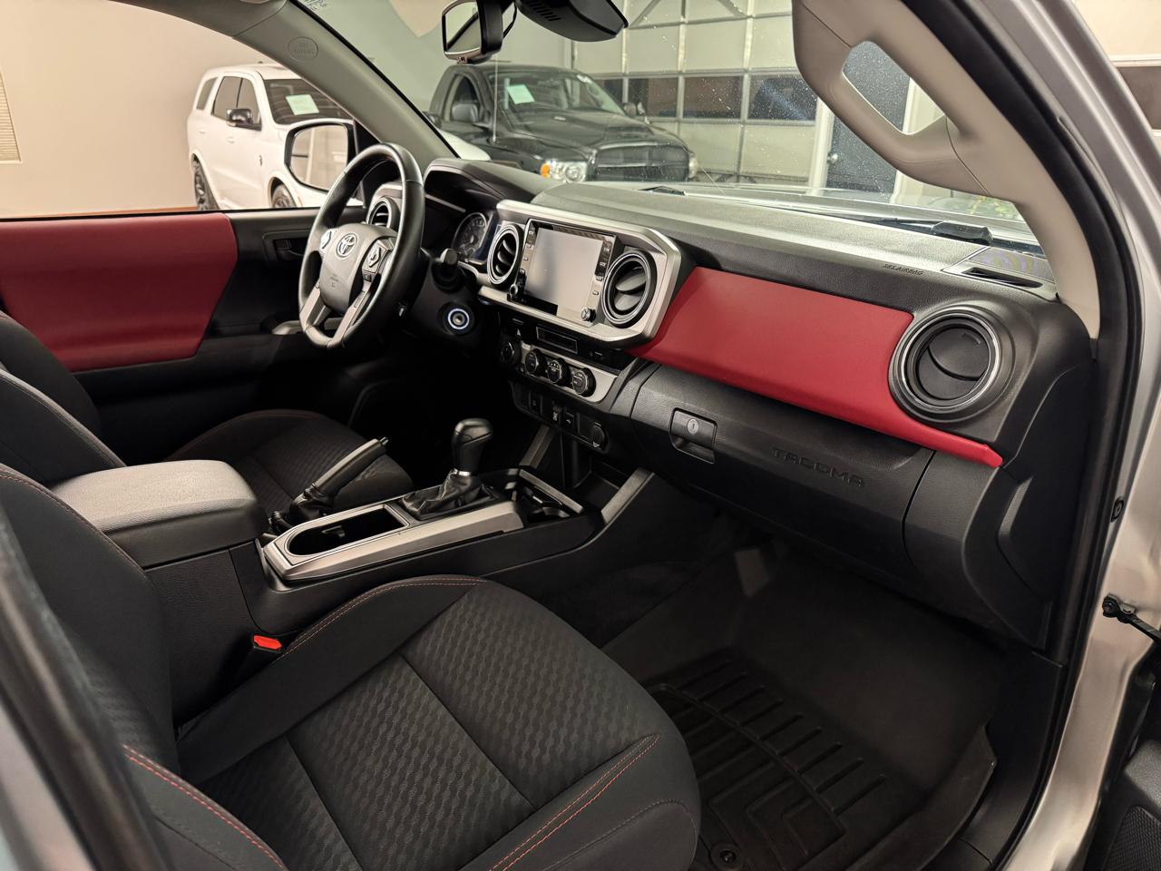 Toyota Tacoma SR5 Double Cab 4X4 V6 2022