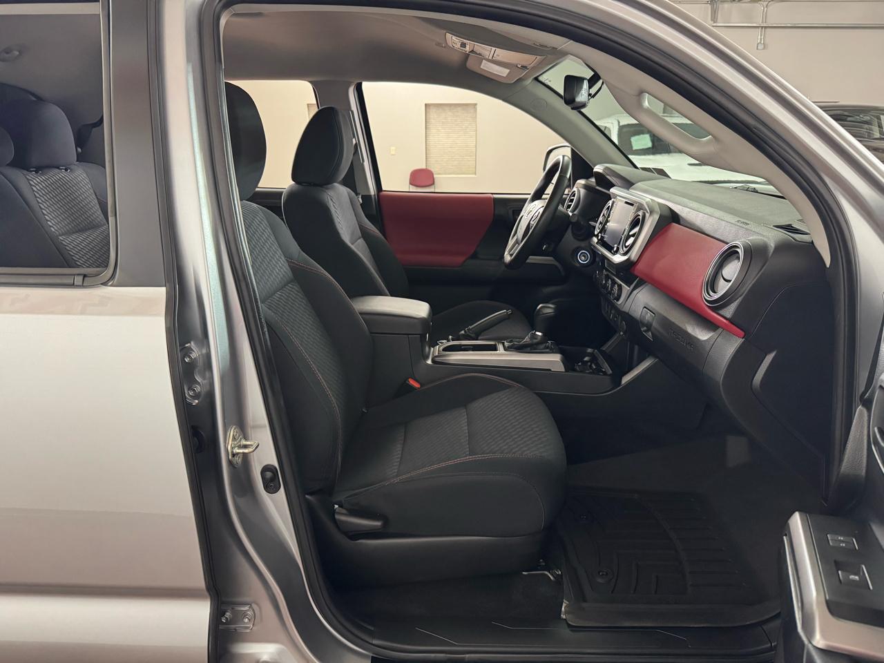 Toyota Tacoma SR5 Double Cab 4X4 V6 2022