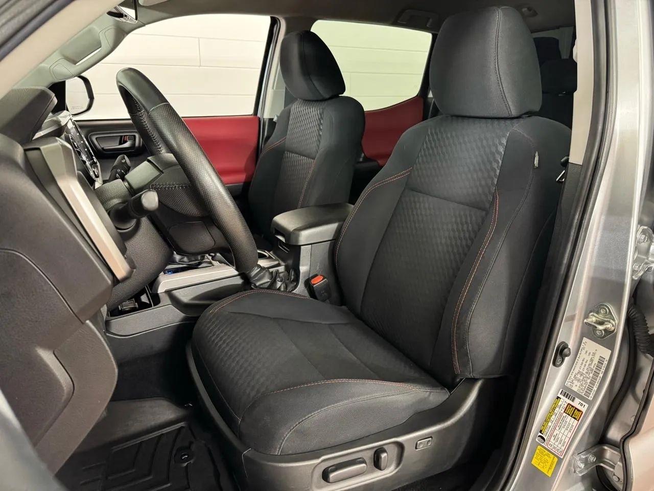 Toyota Tacoma SR5 Double Cab 4X4 V6 2022