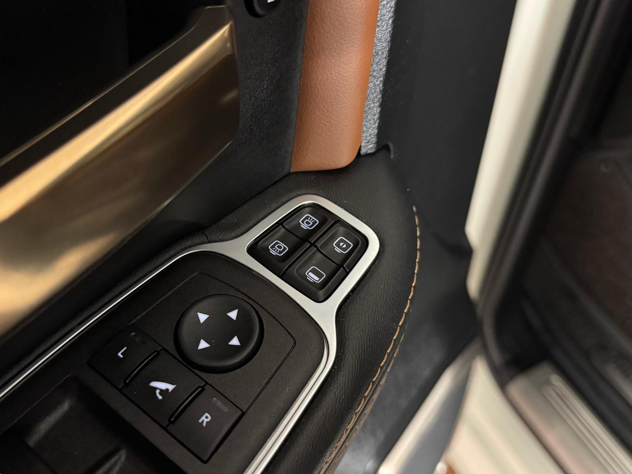 RAM 3500 Limited Longhorn 4x4 Mega Cab 6'4" Box 2024