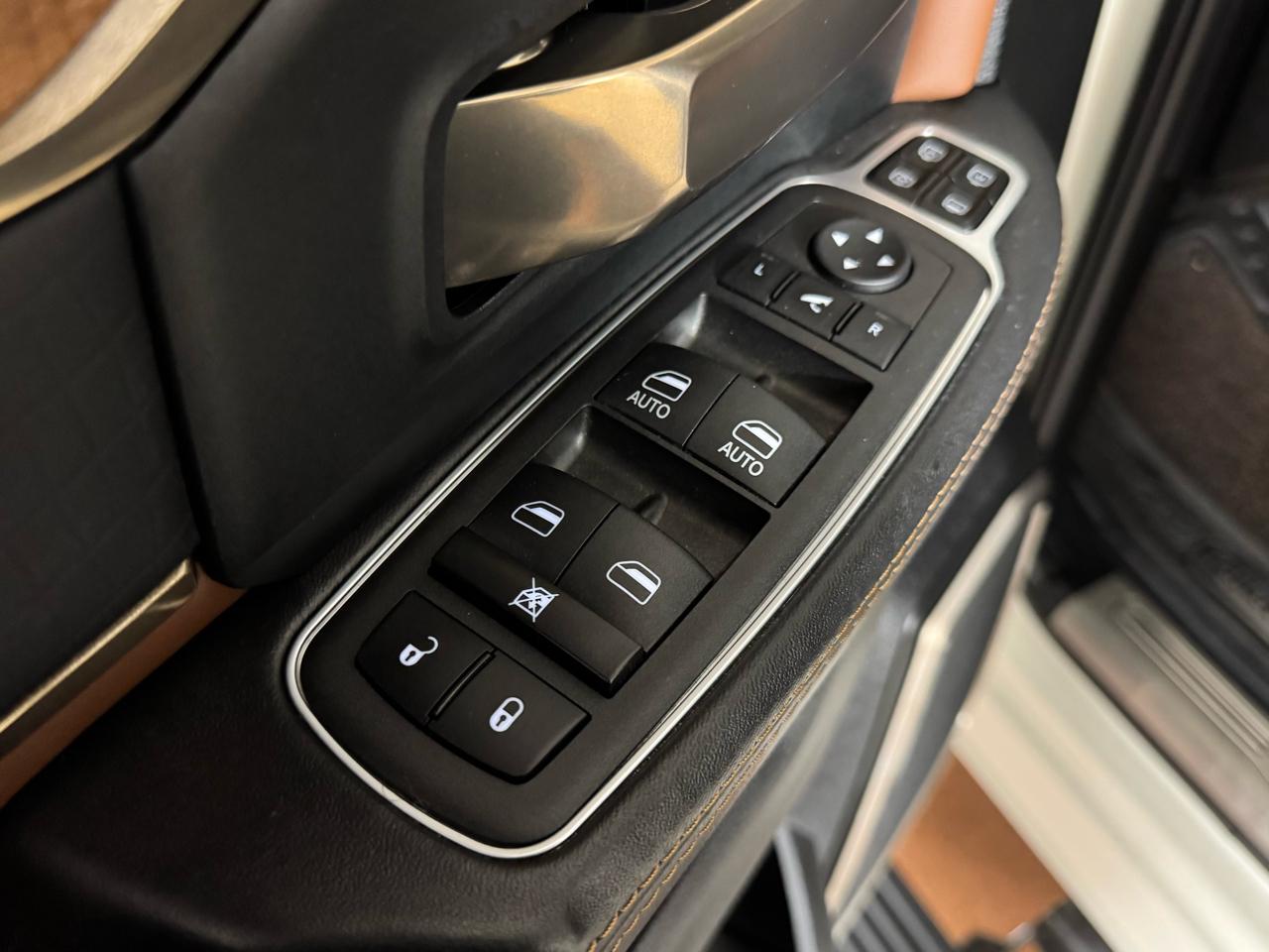 RAM 3500 Limited Longhorn 4x4 Mega Cab 6'4" Box 2024