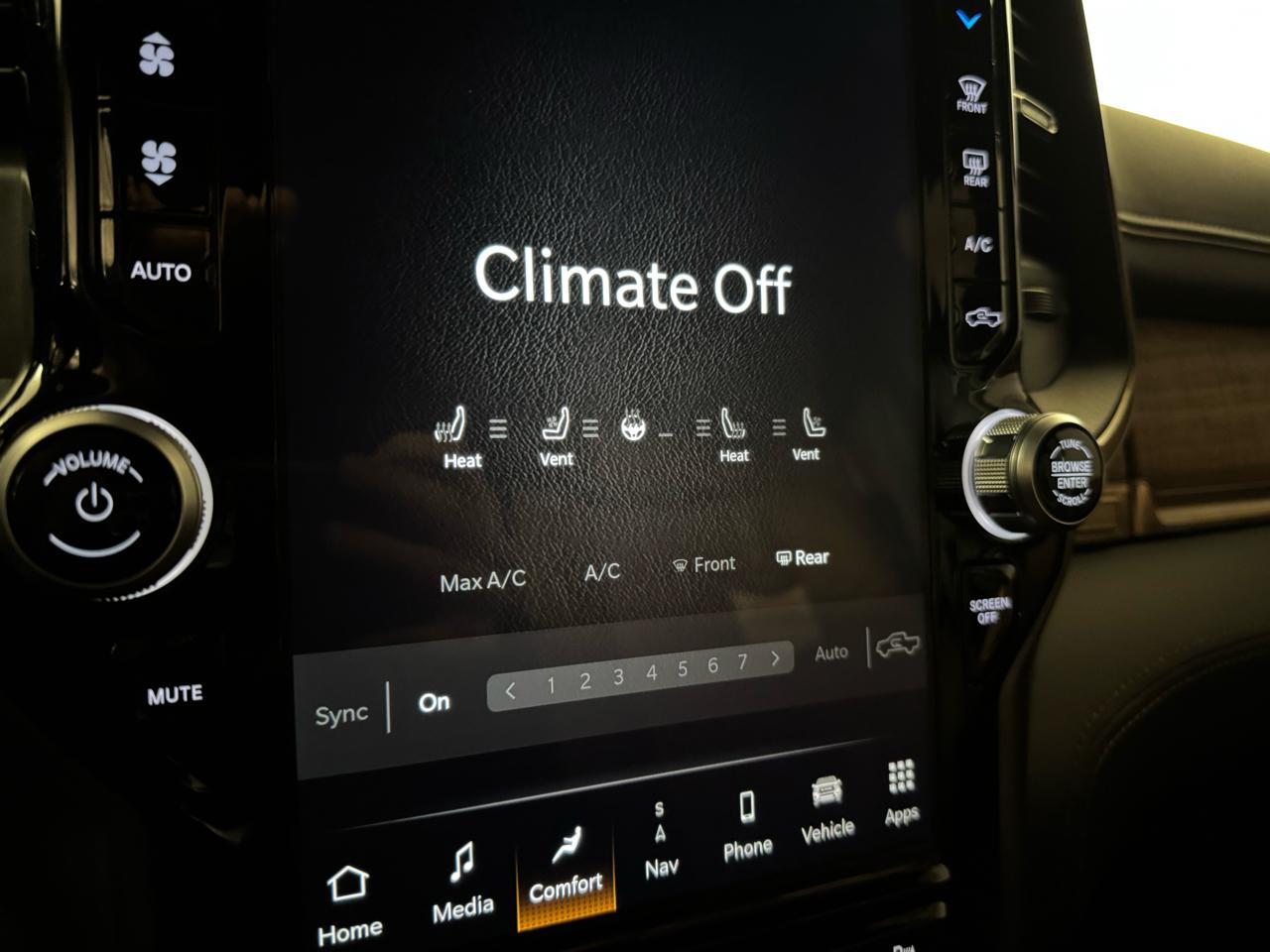 RAM 3500 Limited Longhorn 4x4 Mega Cab 6'4" Box 2024