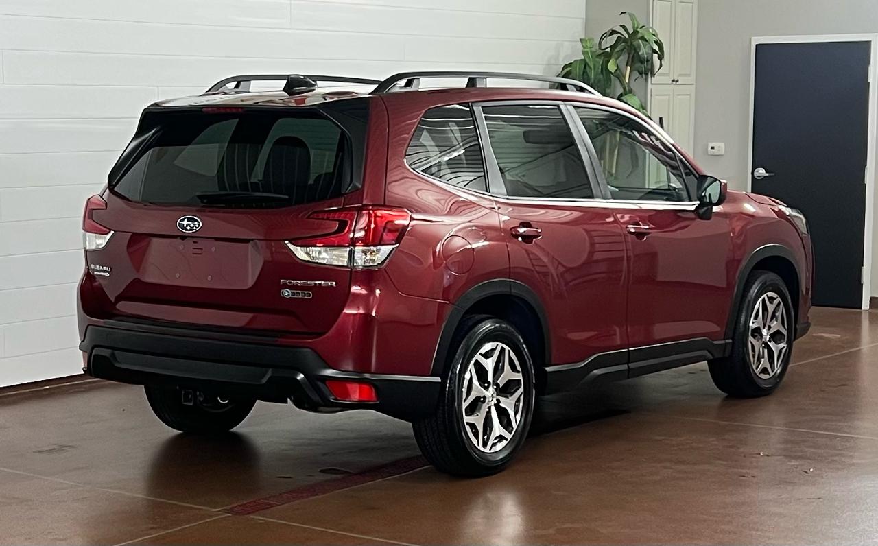Subaru Forester Premium AWD 2024