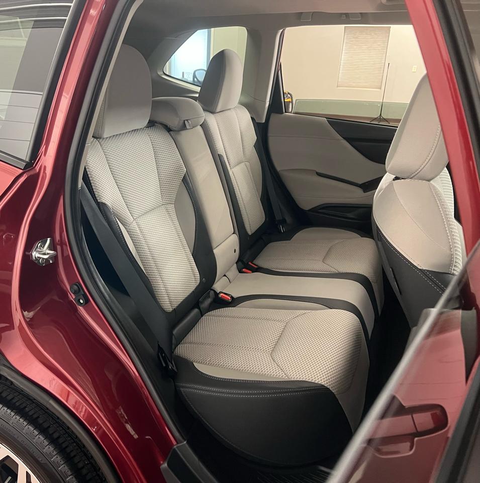 Subaru Forester Premium AWD 2024