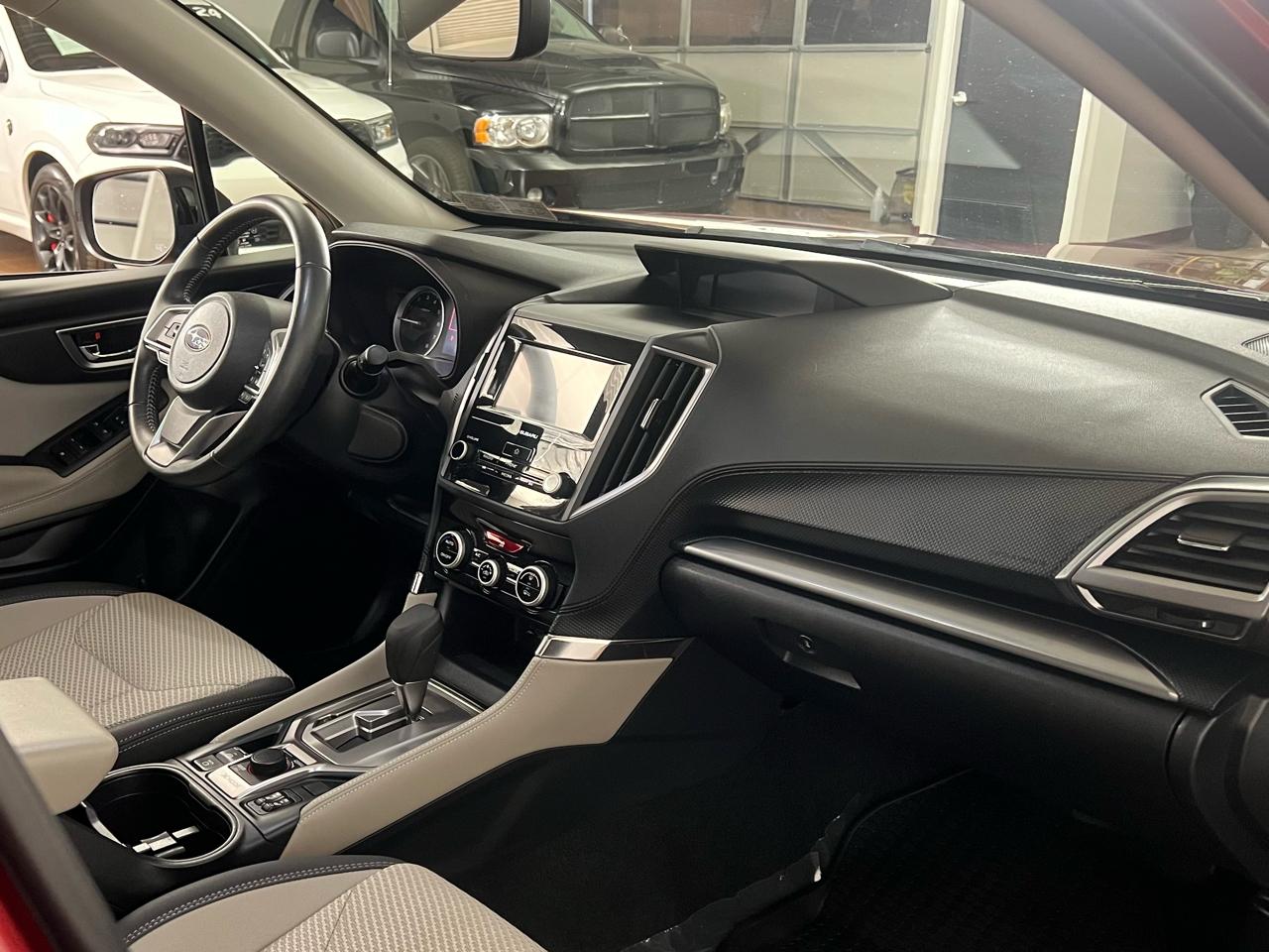 Subaru Forester Premium AWD 2024