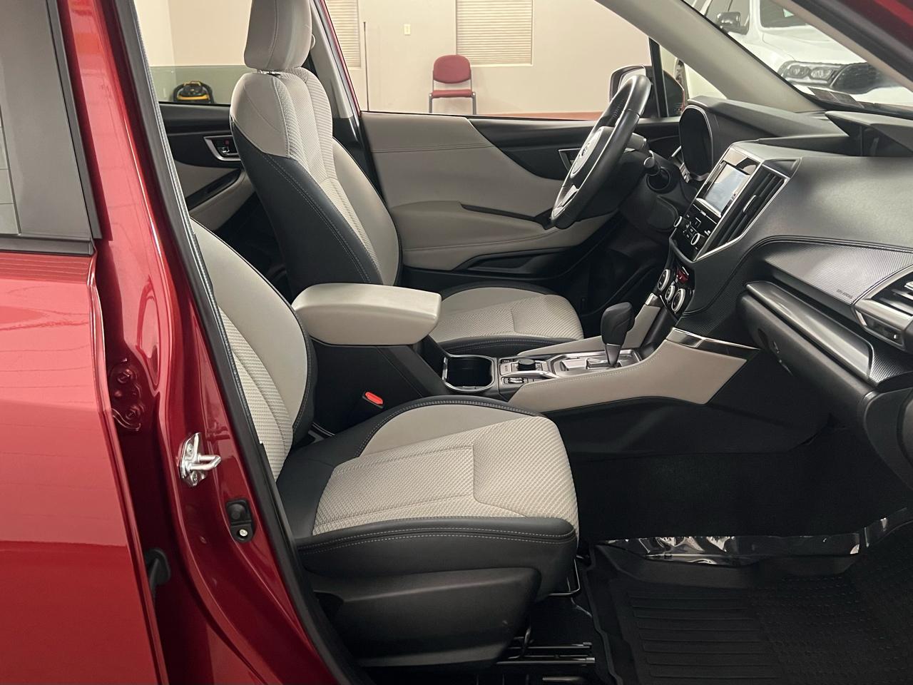 Subaru Forester Premium AWD 2024