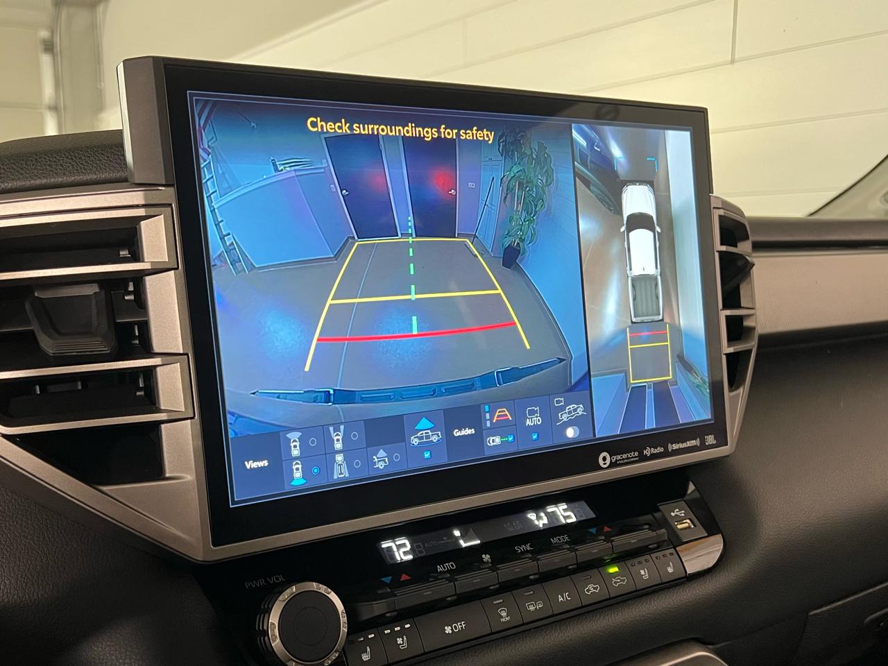 Toyota Tundra Limited CrewMax 4WD 2023