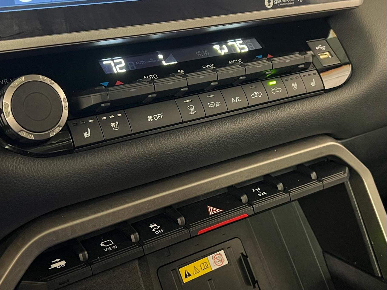 Toyota Tundra Limited CrewMax 4WD 2023