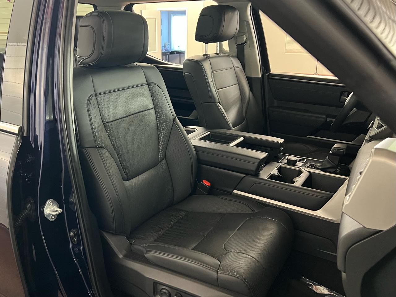 Toyota Tundra Limited CrewMax 4WD 2023