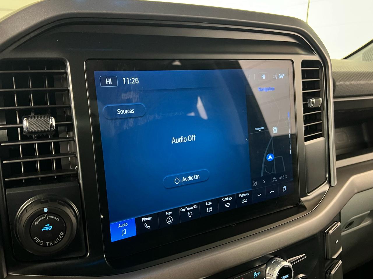 Ford F-150 Lightning  2025