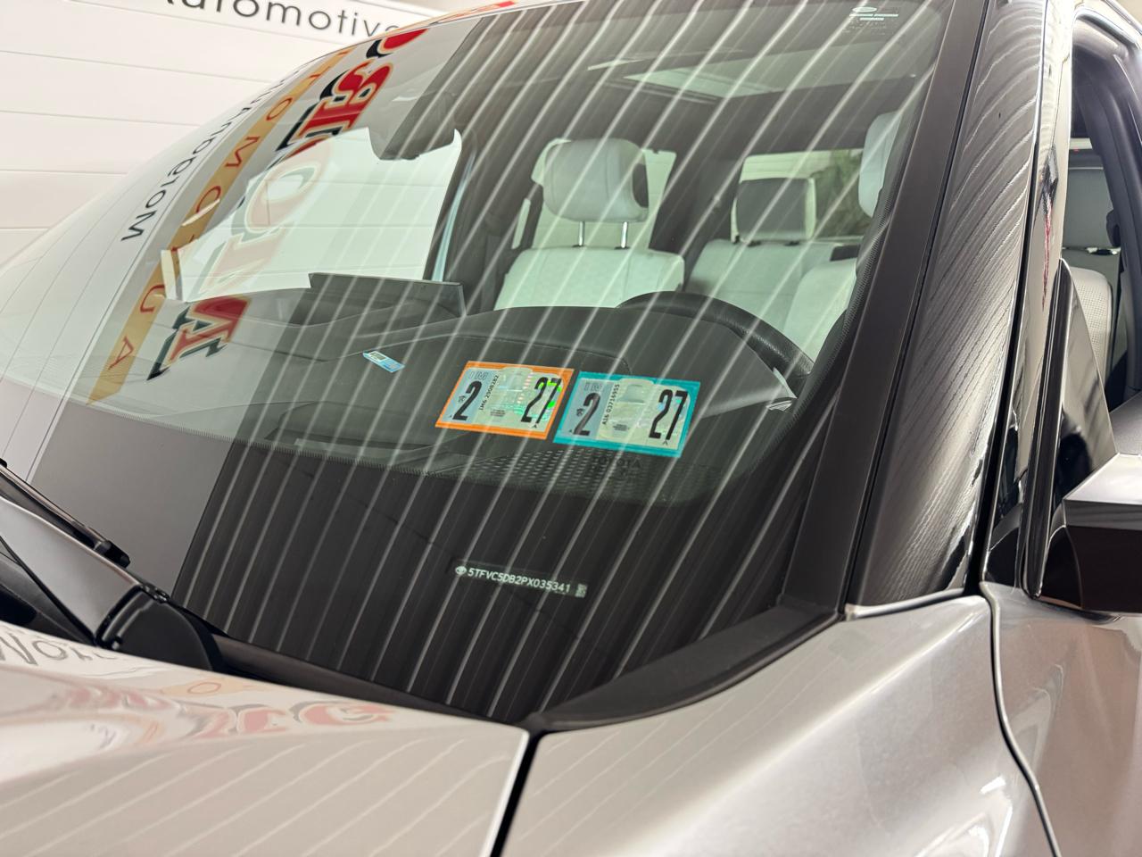 Toyota Tundra Capstone CrewMax 4WD Hybrid 2023