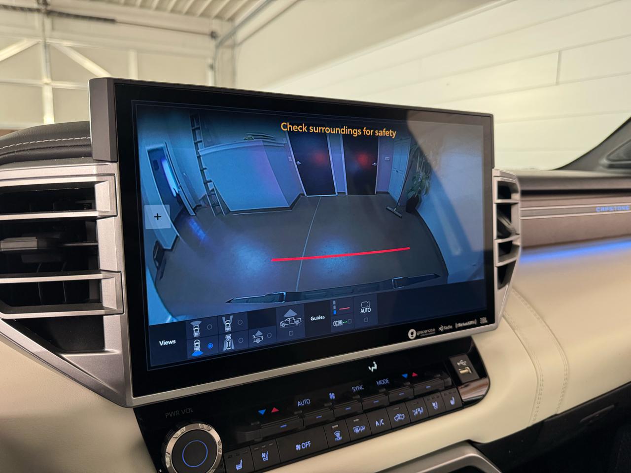 Toyota Tundra Capstone CrewMax 4WD Hybrid 2023