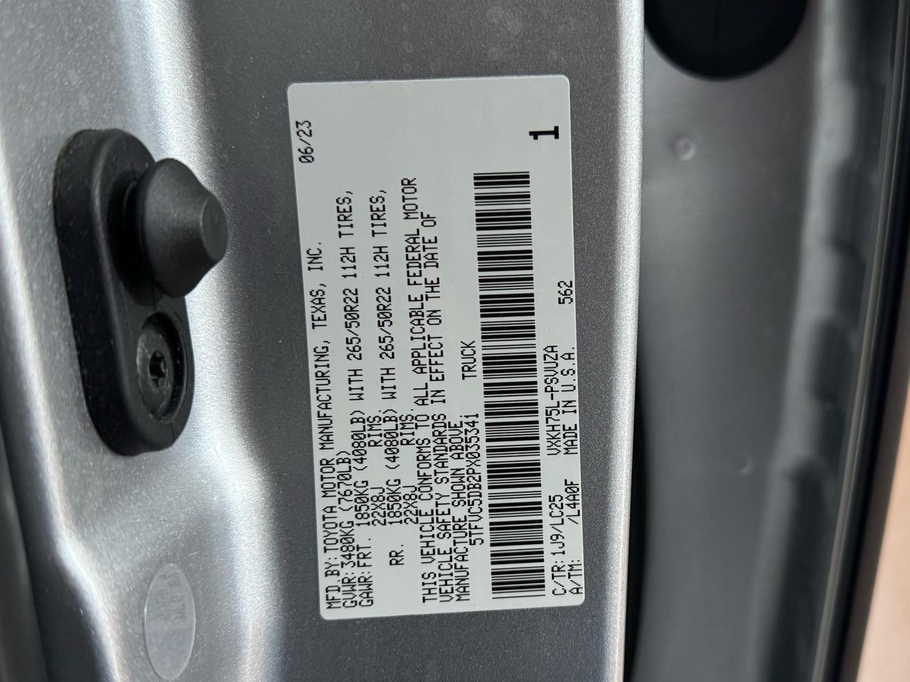 Toyota Tundra Capstone CrewMax 4WD Hybrid 2023