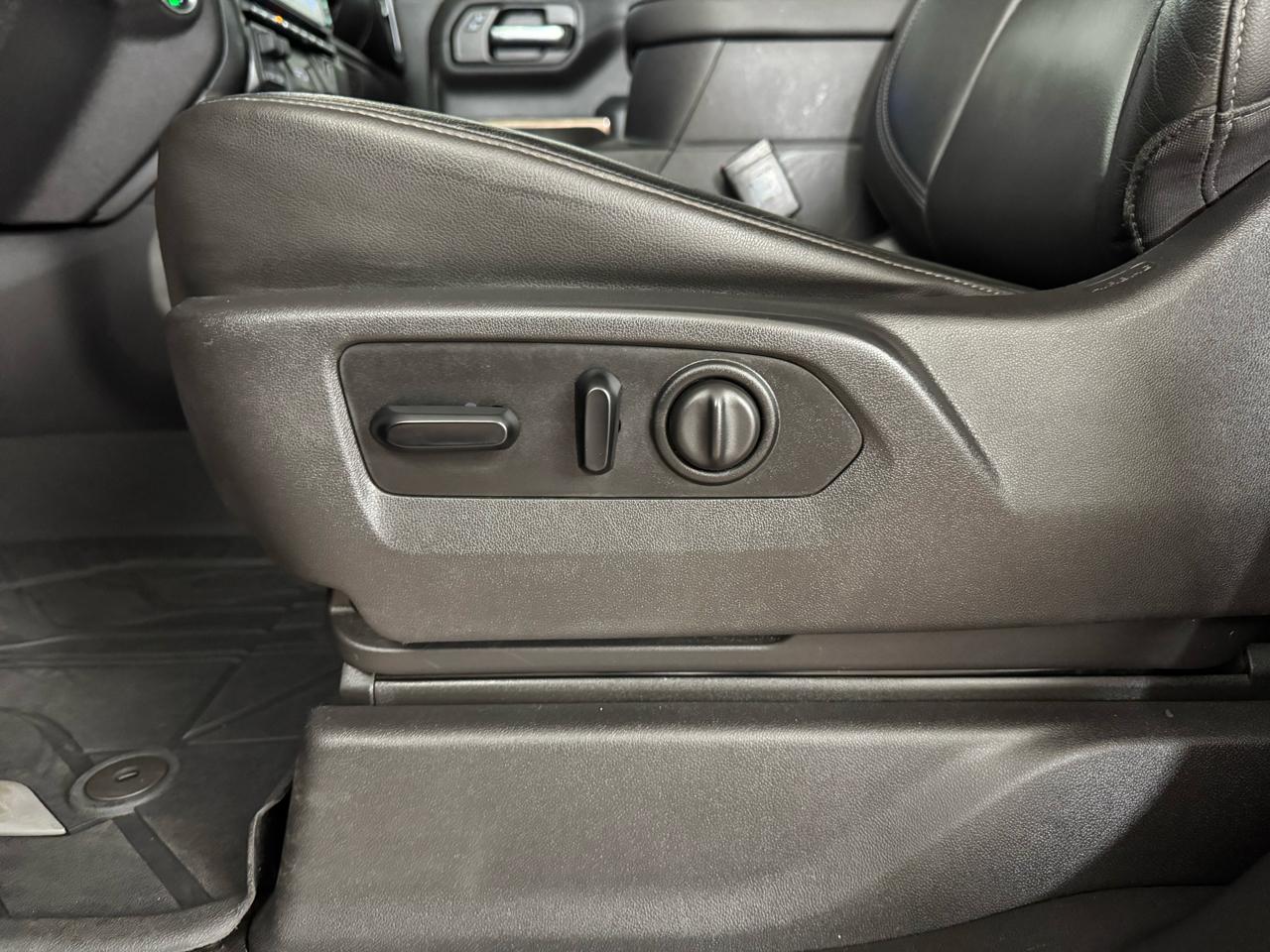 Chevrolet Silverado 1500 LT Trail Boss Crew Cab 4WD 2019