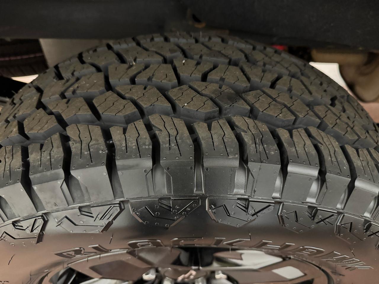 Chevrolet Silverado 1500 LT Trail Boss Crew Cab 4WD 2019