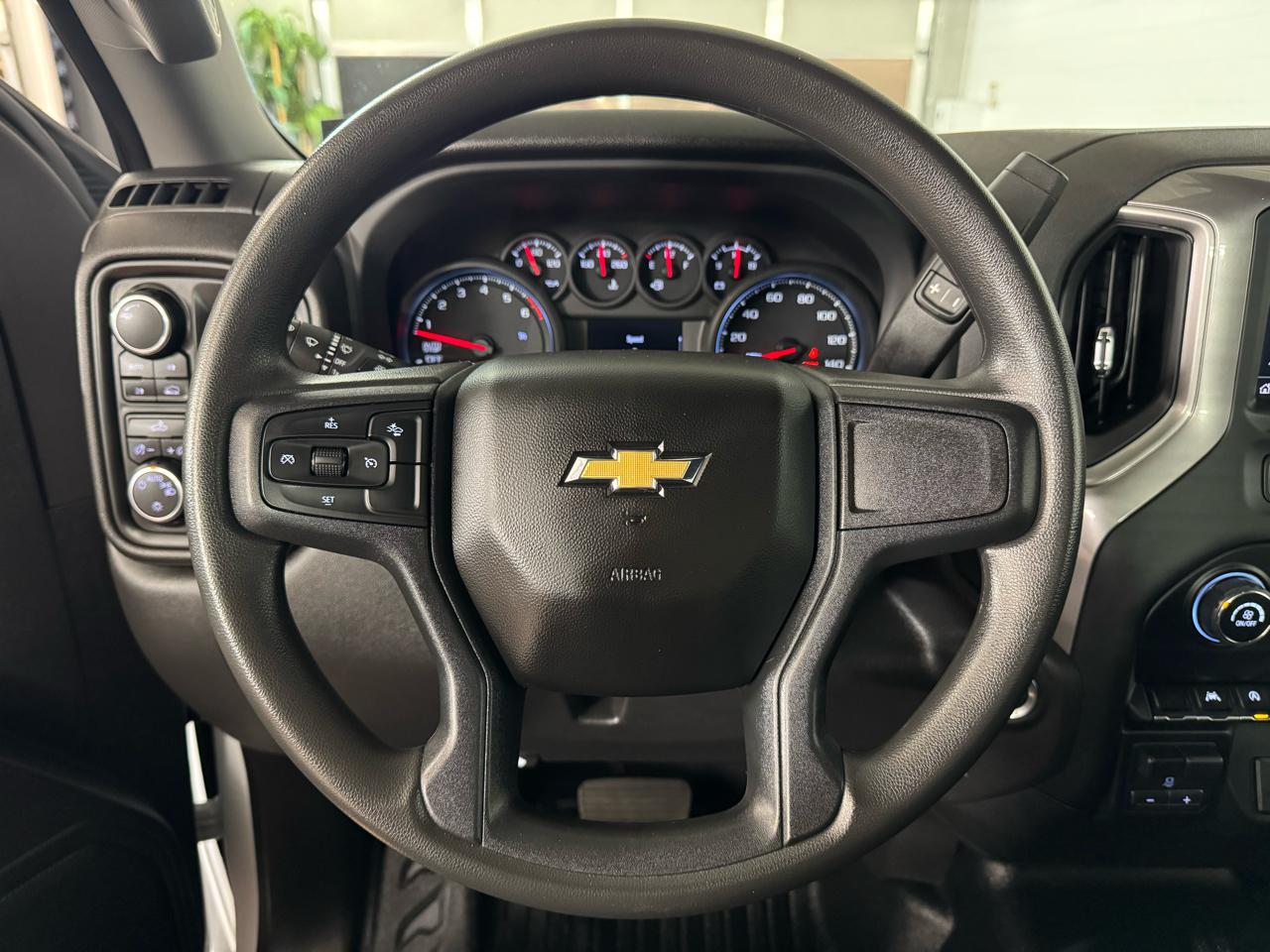 Chevrolet Silverado 1500 Work Truck 4WD 2024