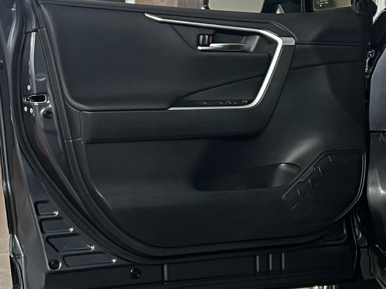 Toyota RAV4 Hybrid  2020