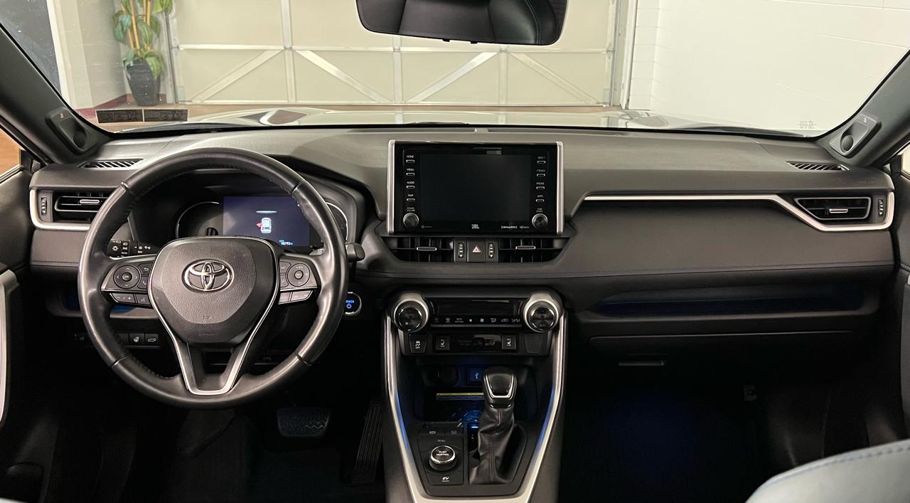 Toyota RAV4 Hybrid  2020