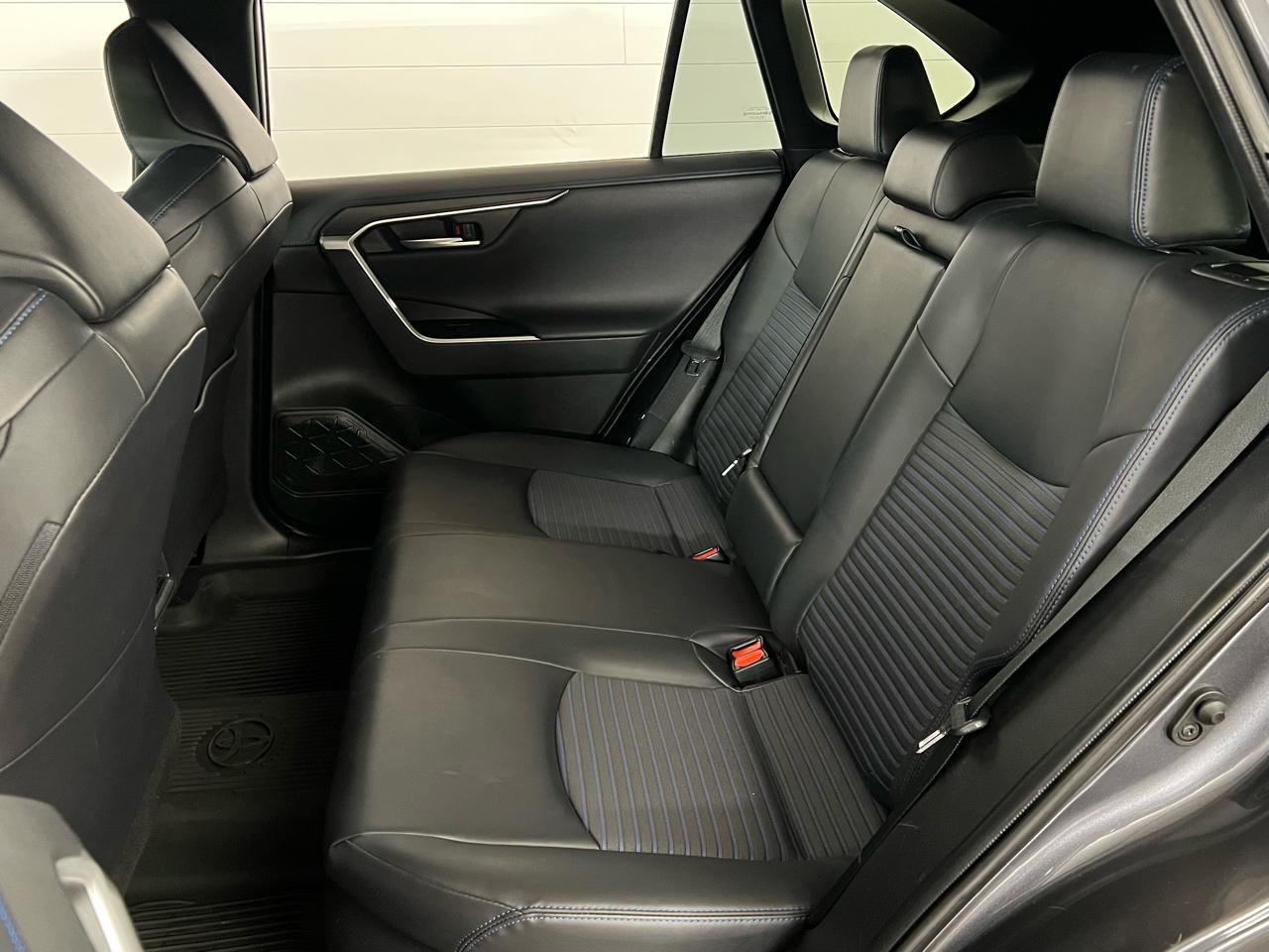 Toyota RAV4 Hybrid  2020