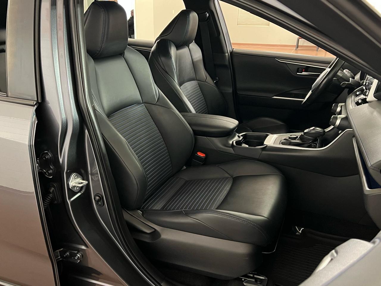 Toyota RAV4 Hybrid  2020