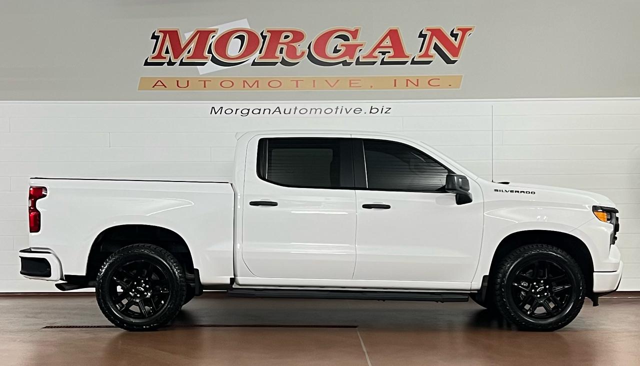 Chevrolet Silverado 1500 Custom Crew Cab 4WD 2023