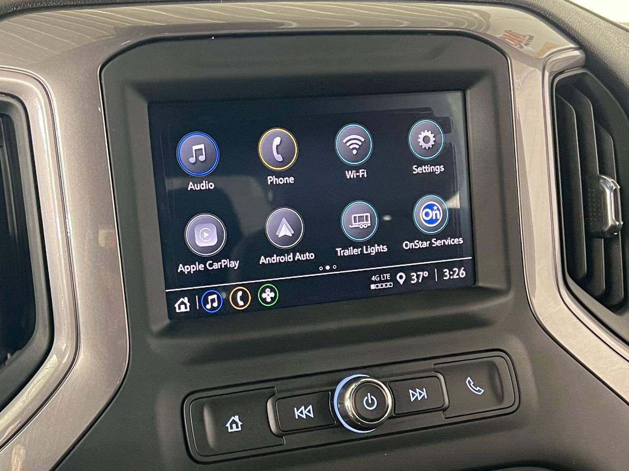 Chevrolet Silverado 1500 Custom Crew Cab 4WD 2023