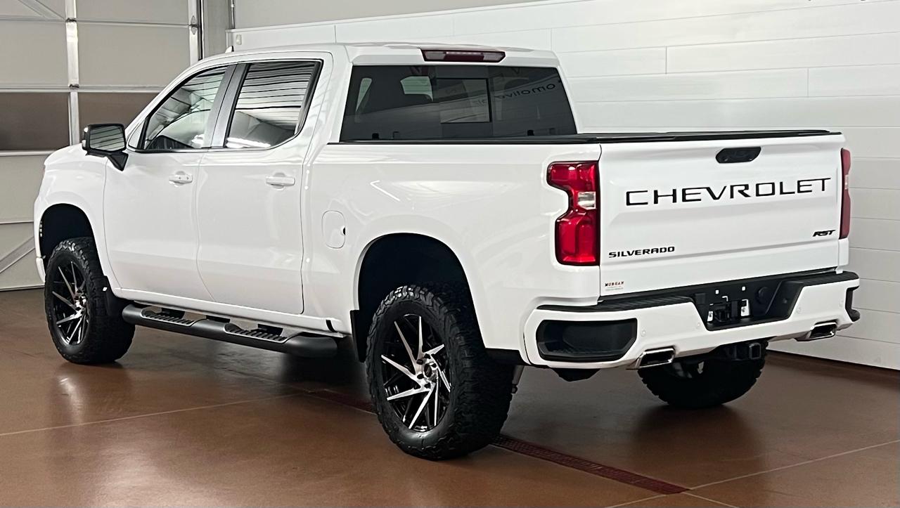 Chevrolet Silverado 1500 RST Crew Cab 4WD 2023