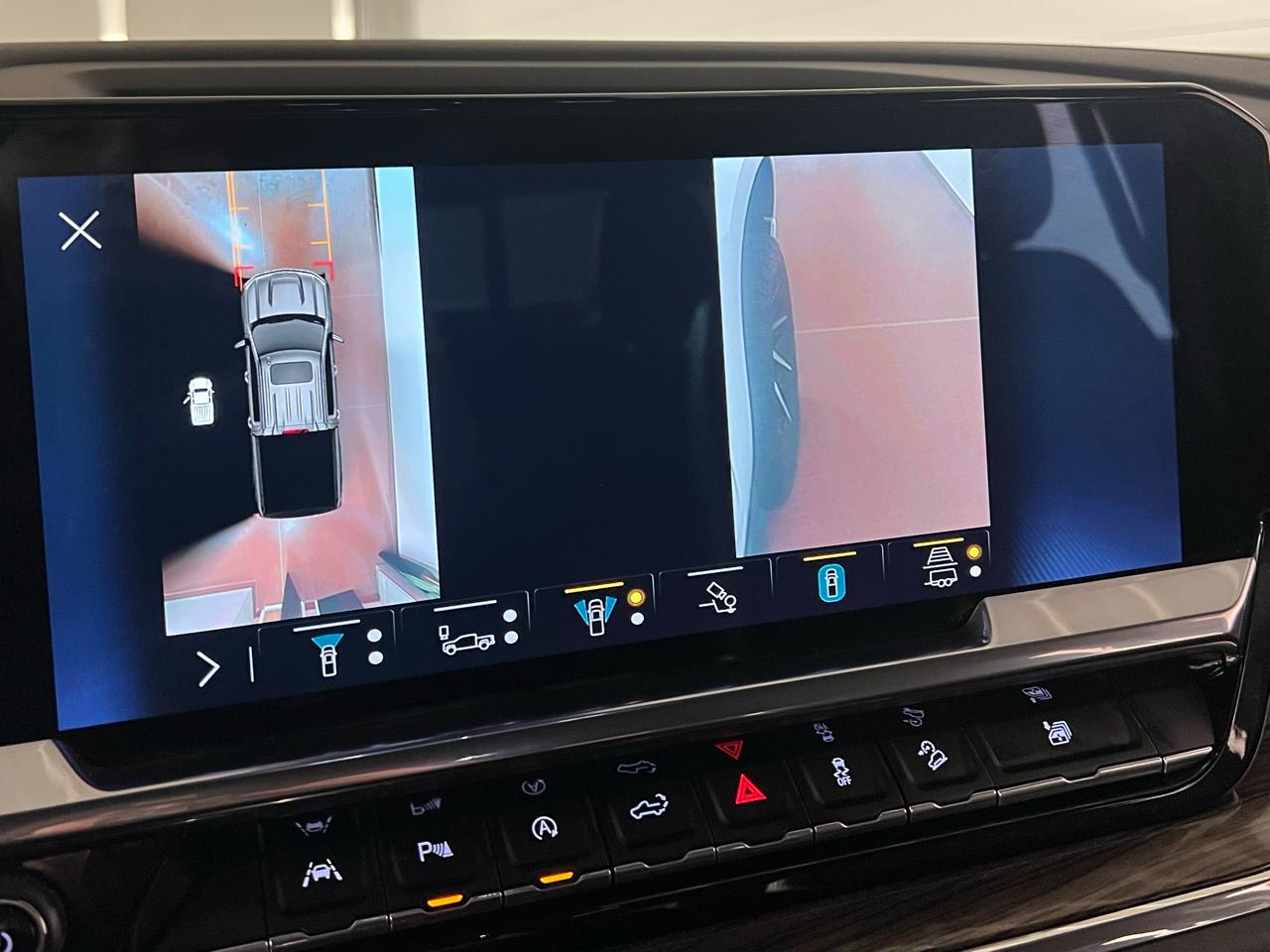 Chevrolet Silverado 1500 RST Crew Cab 4WD 2023