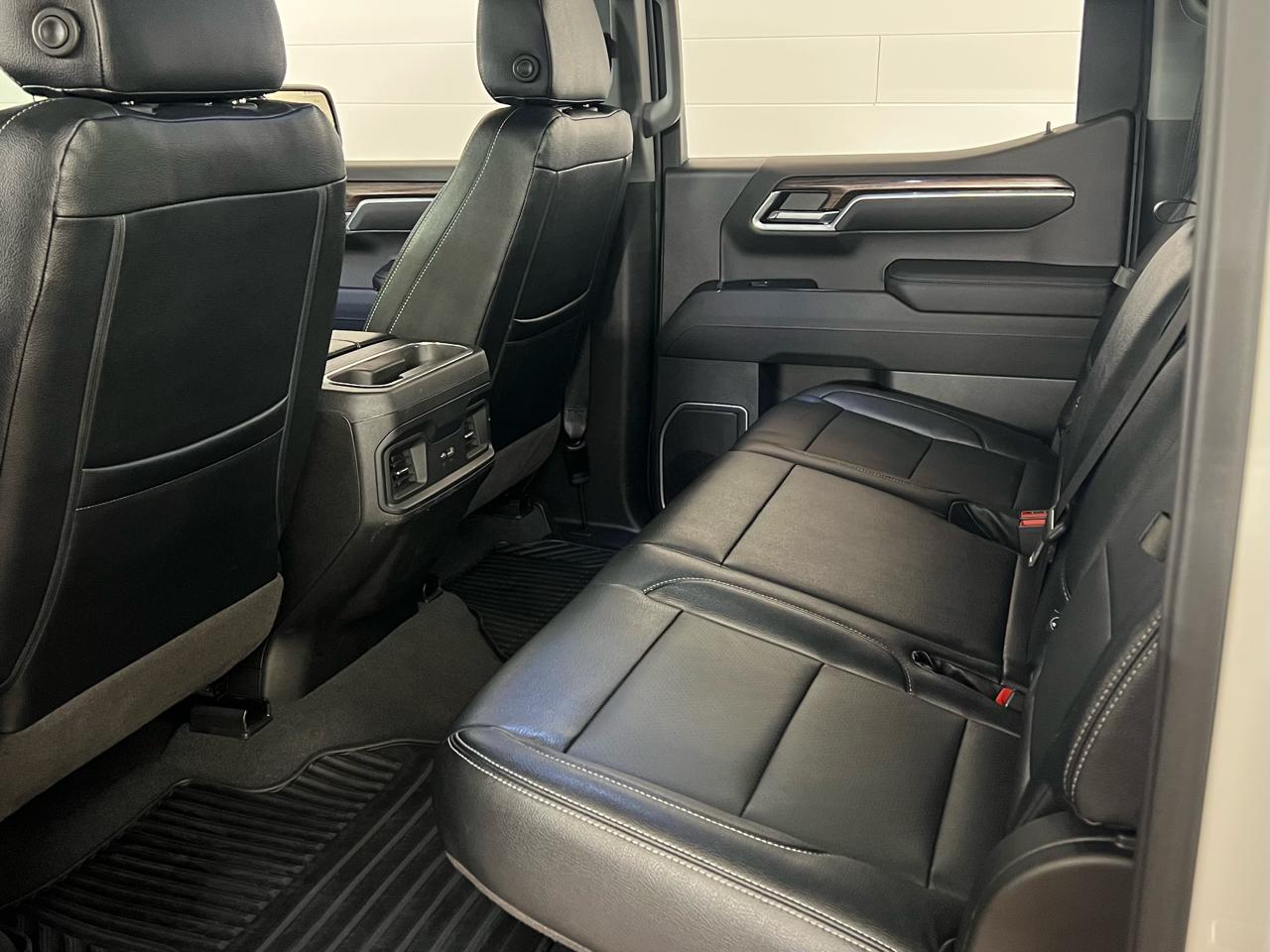 Chevrolet Silverado 1500 RST Crew Cab 4WD 2023