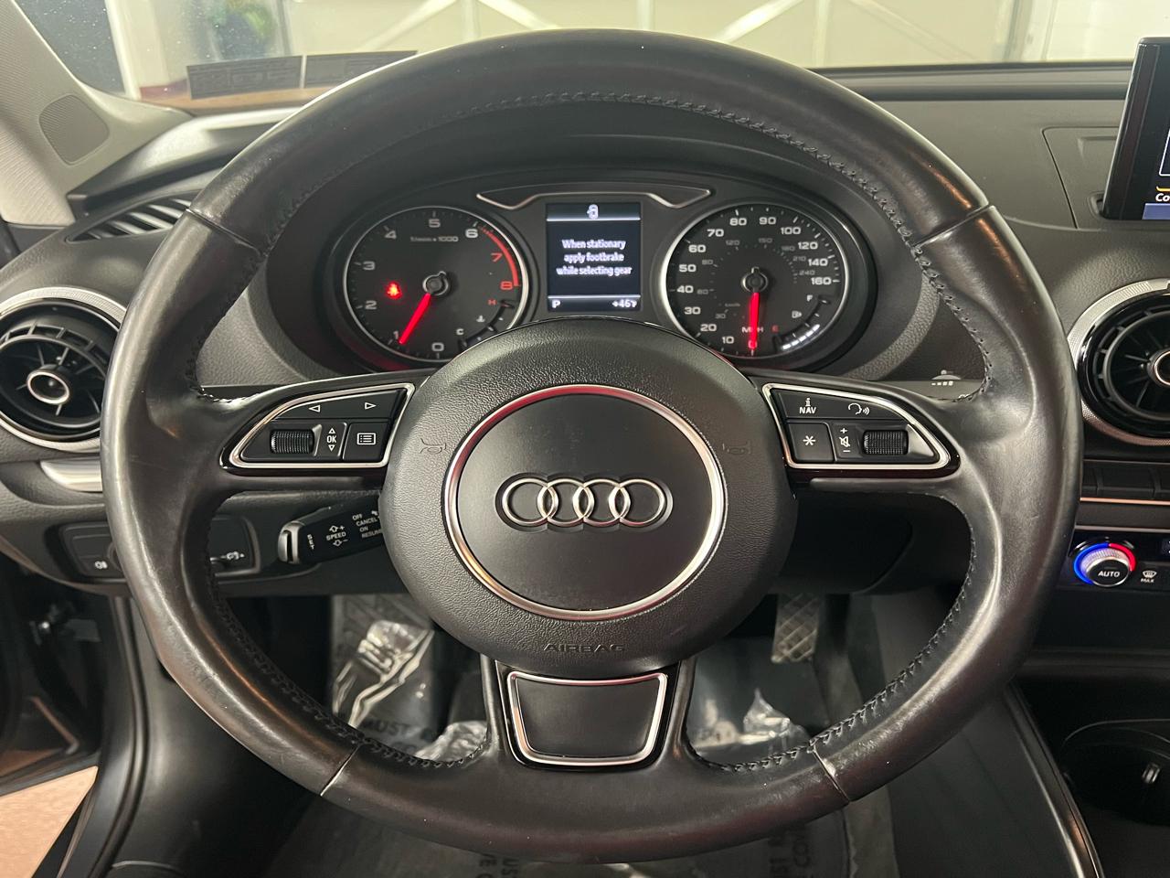 Audi A3 2.0T Premium Sedan quattro S tronic 2015