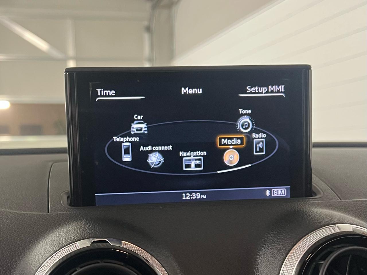 Audi A3 2.0T Premium Sedan quattro S tronic 2015