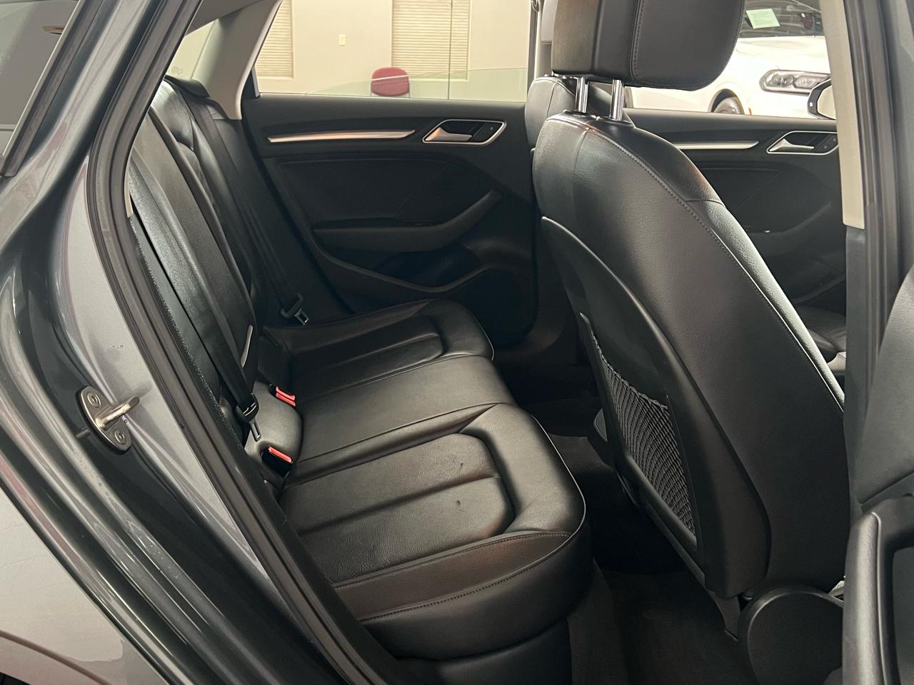 Audi A3 2.0T Premium Sedan quattro S tronic 2015