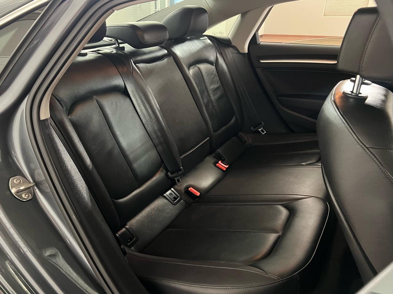 Audi A3 2.0T Premium Sedan quattro S tronic 2015