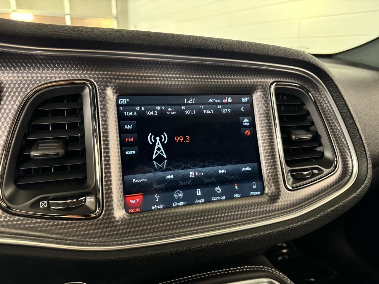 Dodge Challenger  2019