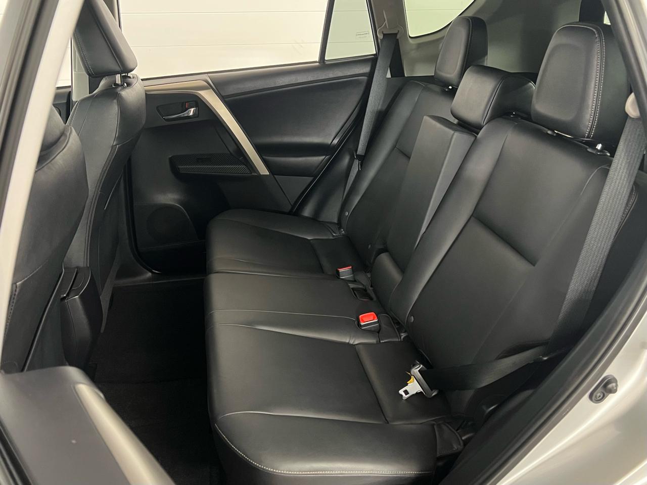 Toyota RAV4 Limited AWD 2015