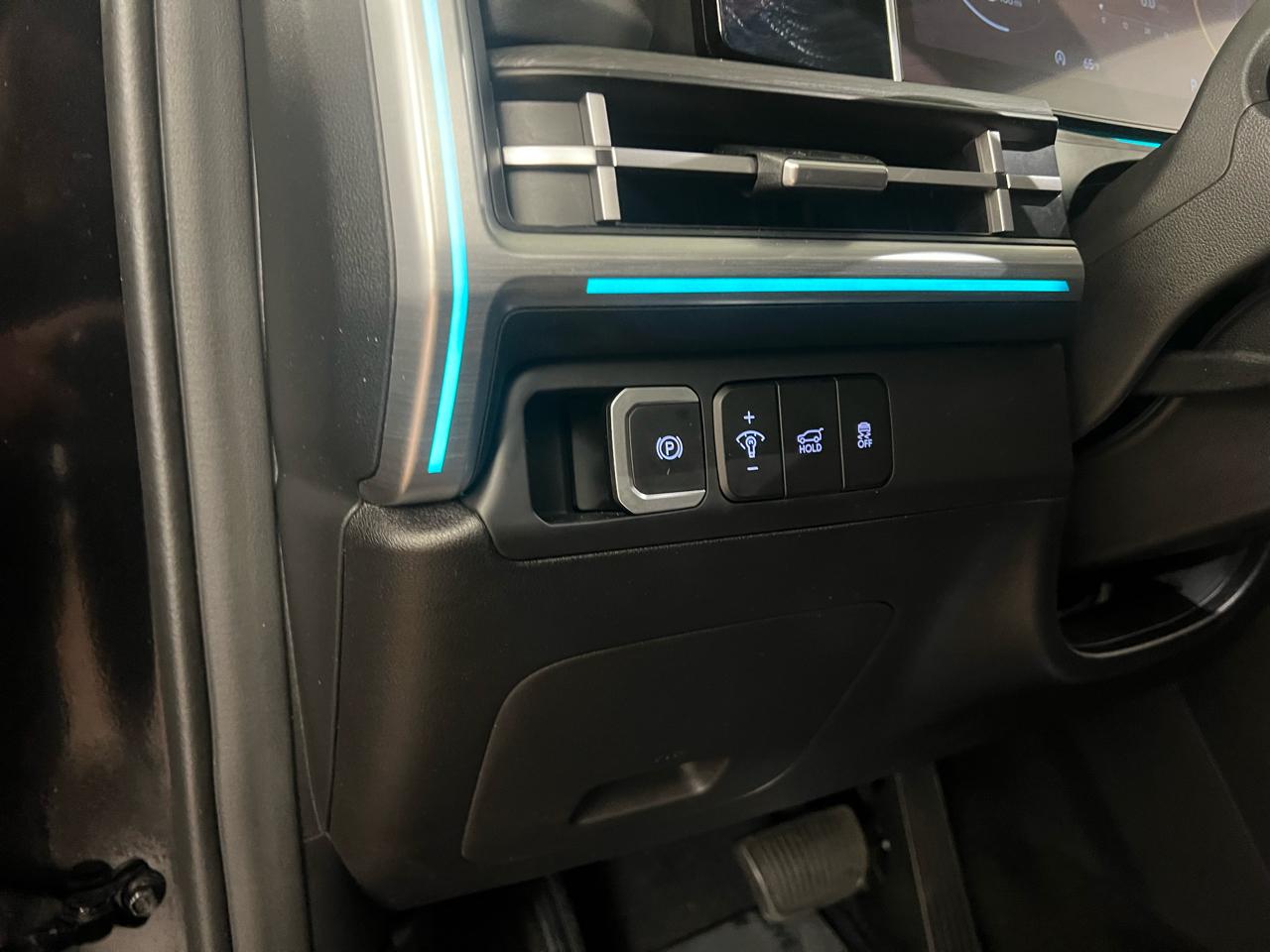 Hyundai Santa Fe Limited AWD 2024