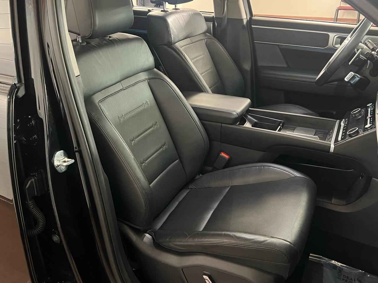 Hyundai Santa Fe Limited AWD 2024