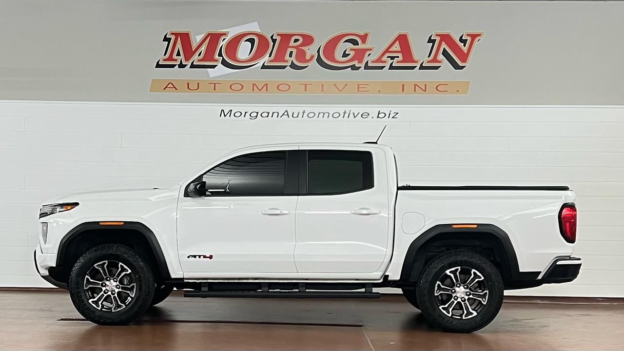 GMC Canyon AT4 Crew Cab 4WD 2024