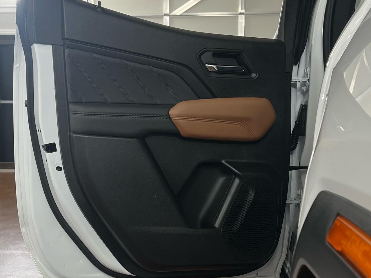 GMC Canyon AT4 Crew Cab 4WD 2024