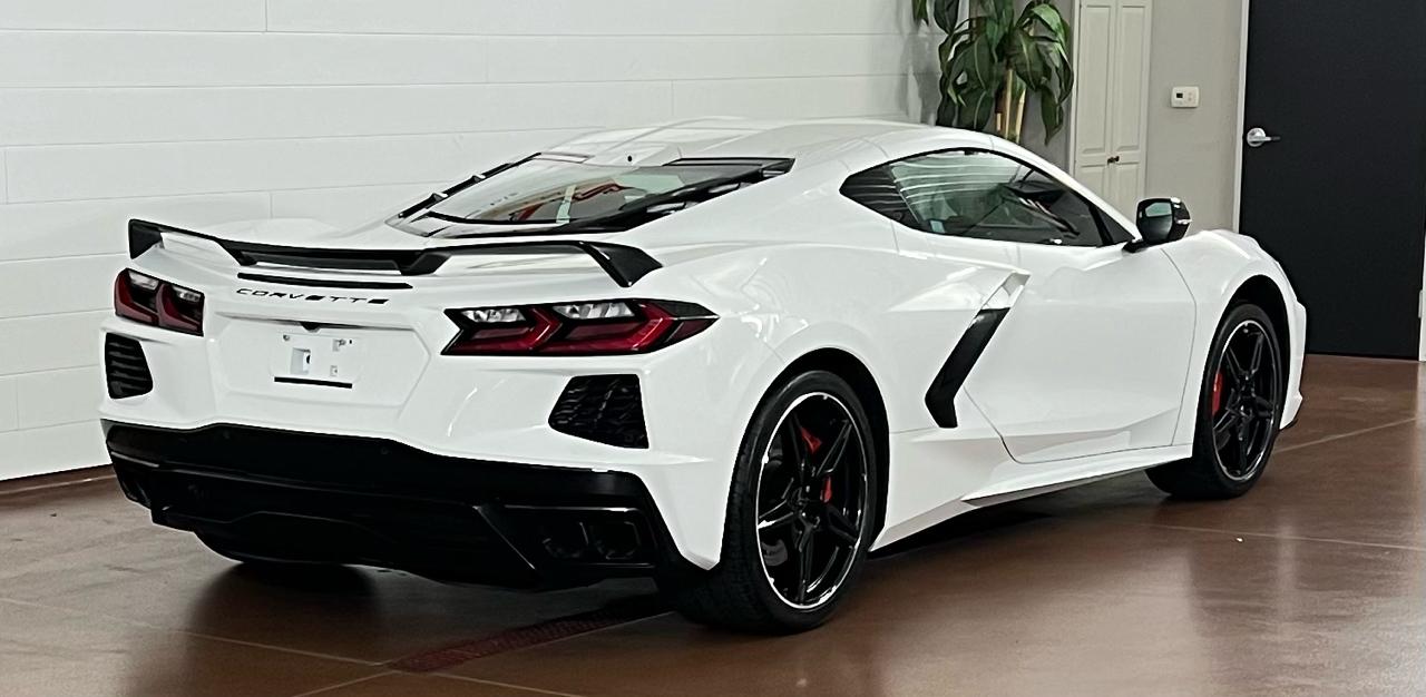 Chevrolet Corvette 2LT Coupe 2024