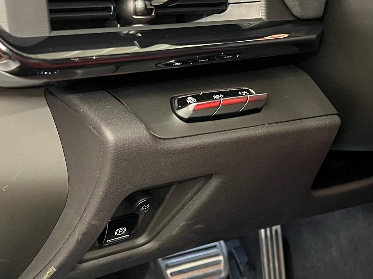 Chevrolet Corvette 2LT Coupe 2024