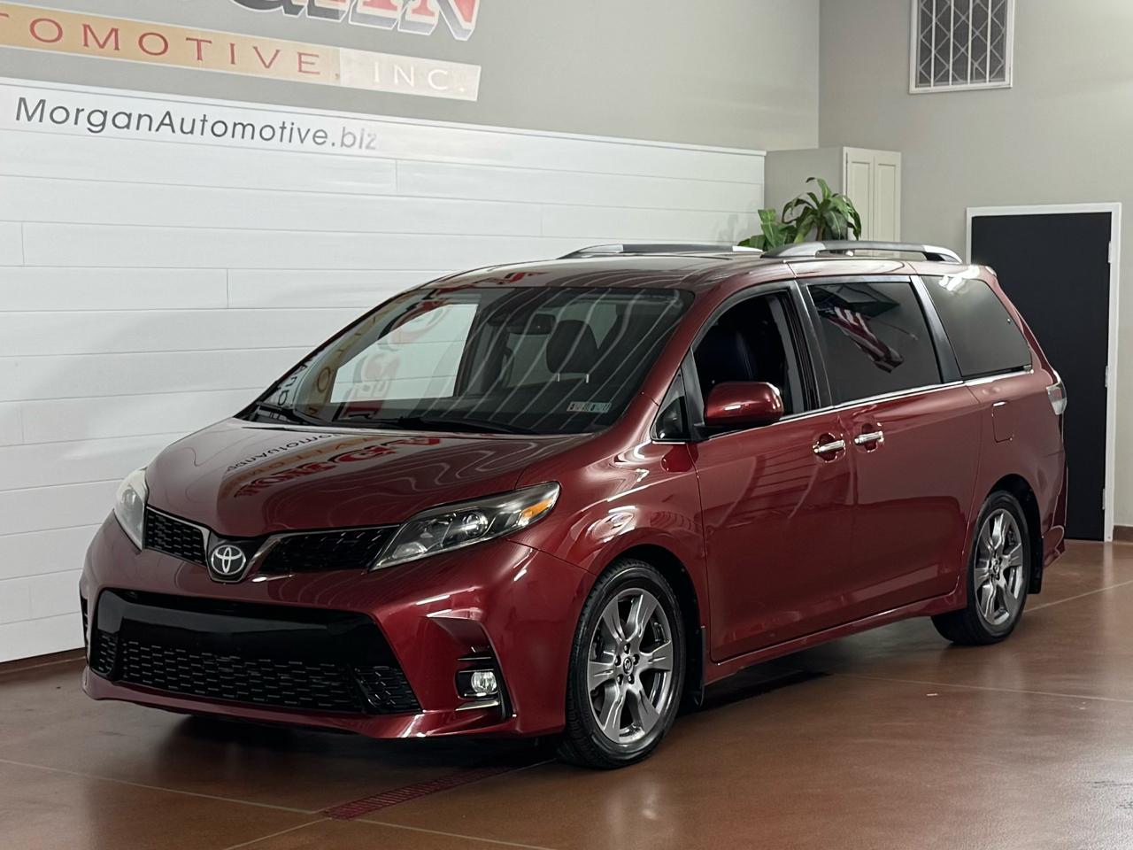 Toyota Sienna  2018