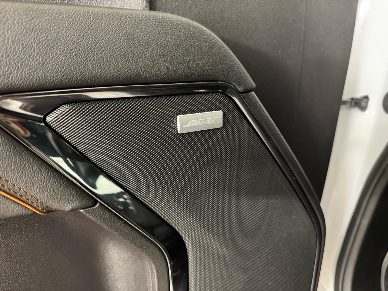 GMC Sierra 1500 AT4 Crew Cab 4WD 2024