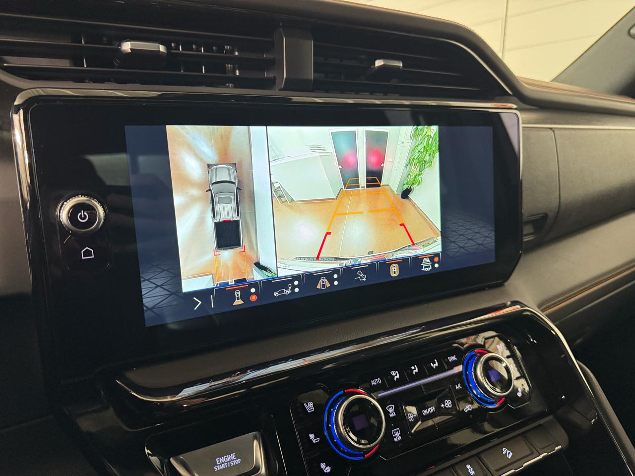 GMC Sierra 1500 AT4 Crew Cab 4WD 2024