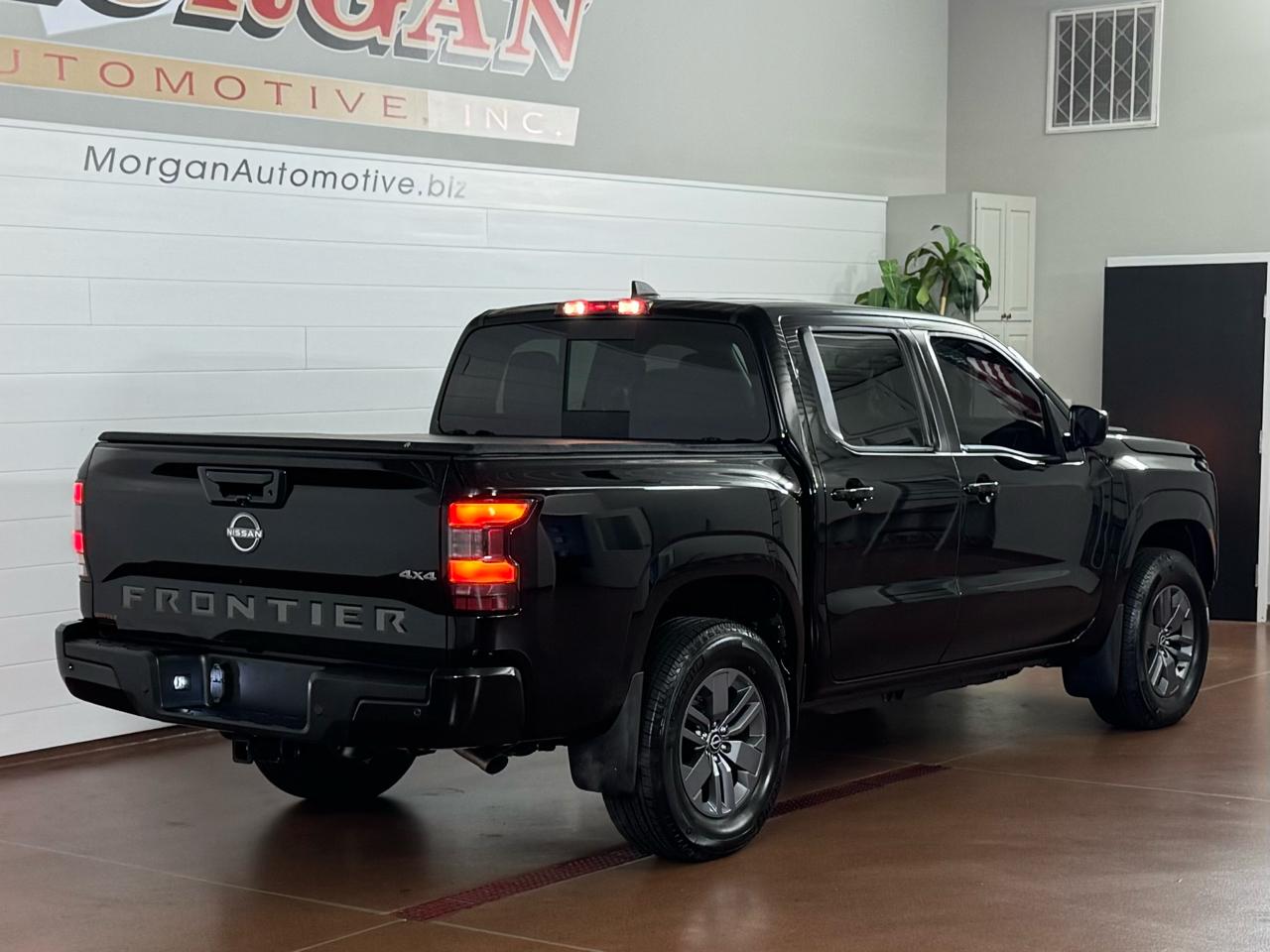 Nissan Frontier  2025