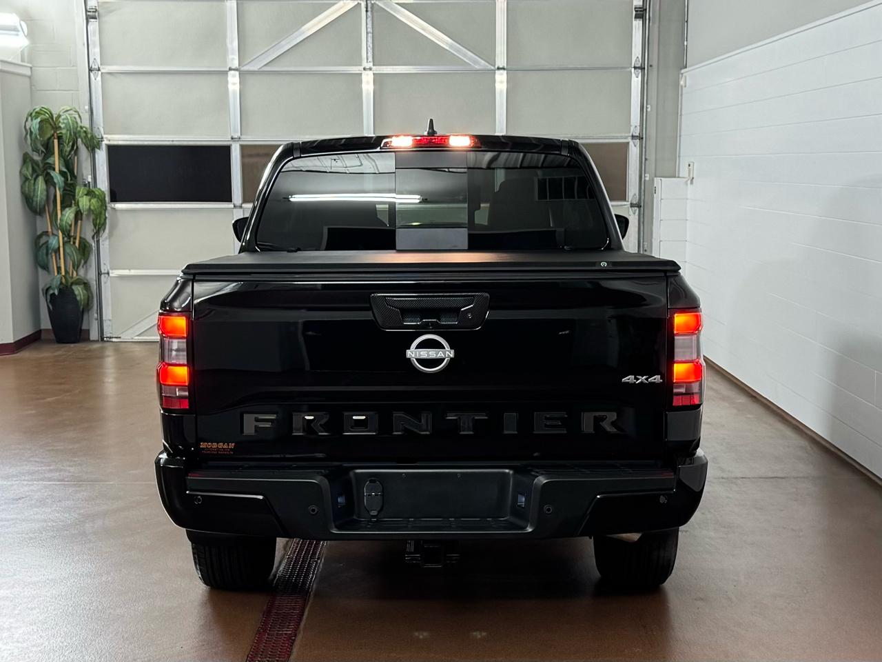 Nissan Frontier  2025
