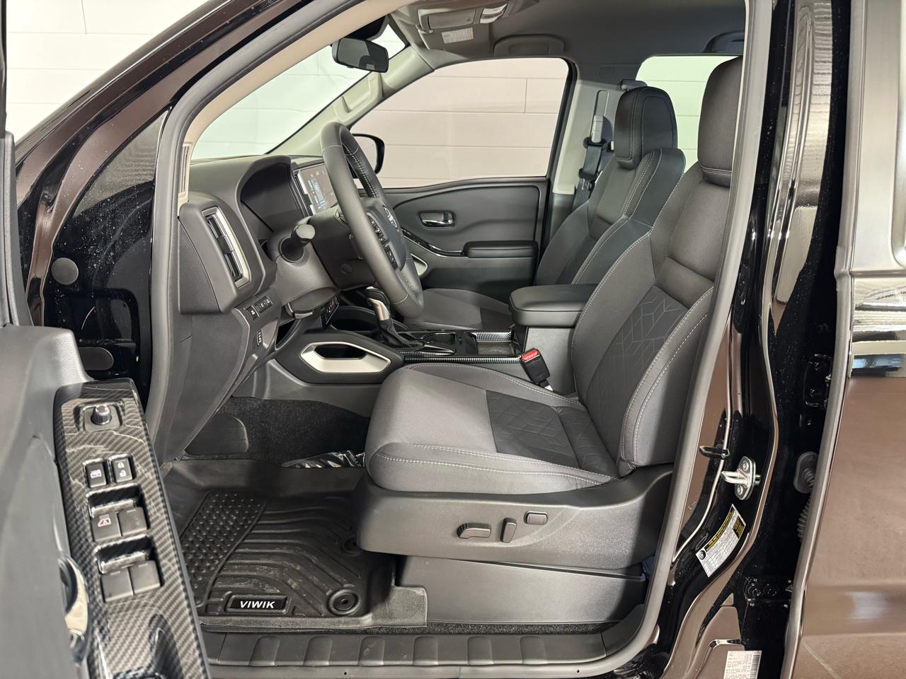 Nissan Frontier  2025