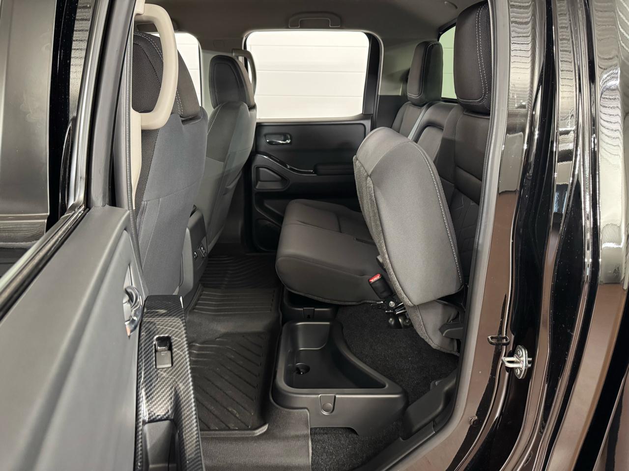 Nissan Frontier  2025